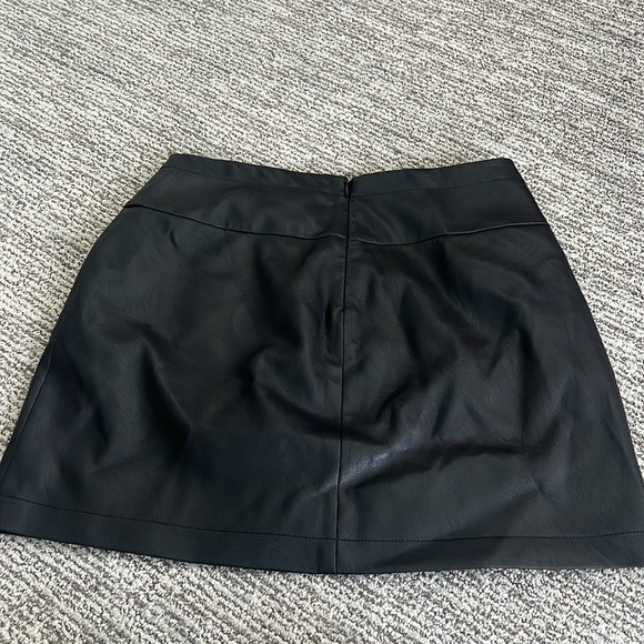 BCBGMaxazria Leather Skirt - Picture 7 of 8